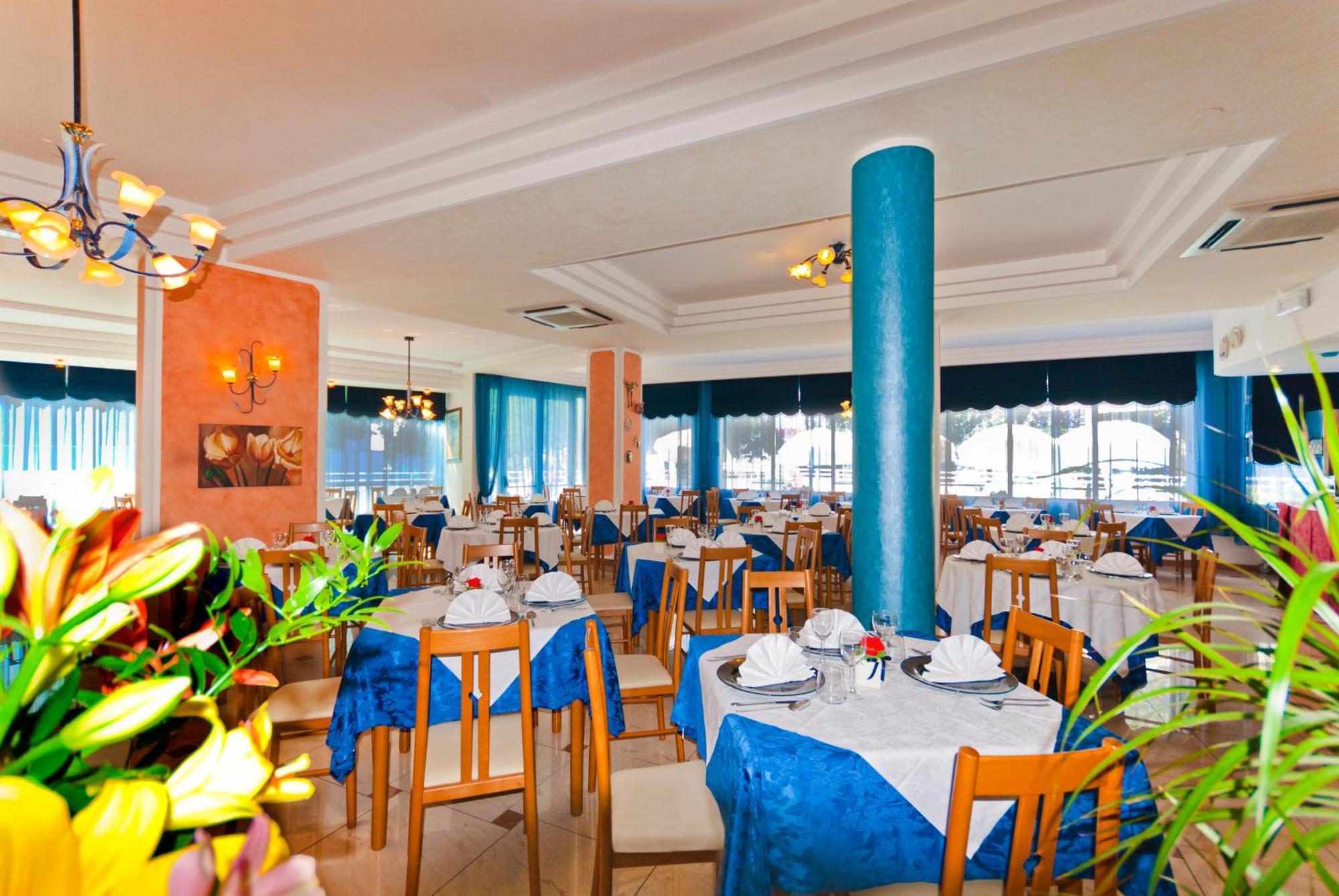 Hotel Gimm Bibione Exterior foto